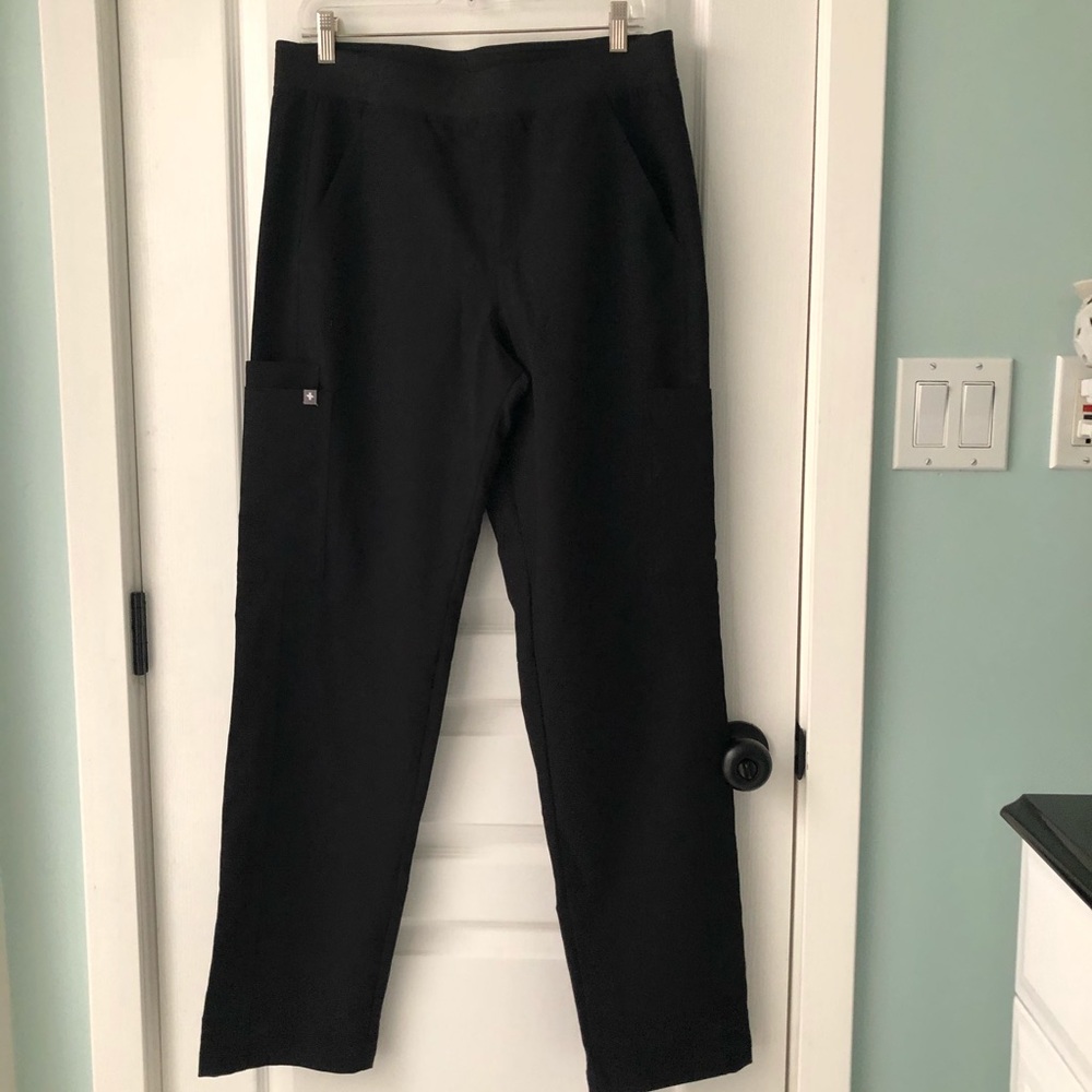 SOLD Figs Technical Collection size Medium